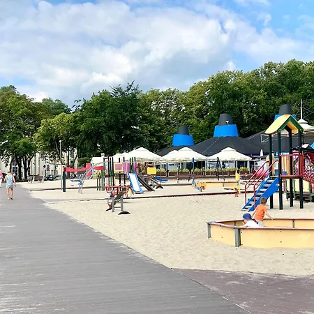 Nadmorski Z Tarasem Nad Bulwarem Lägenhet