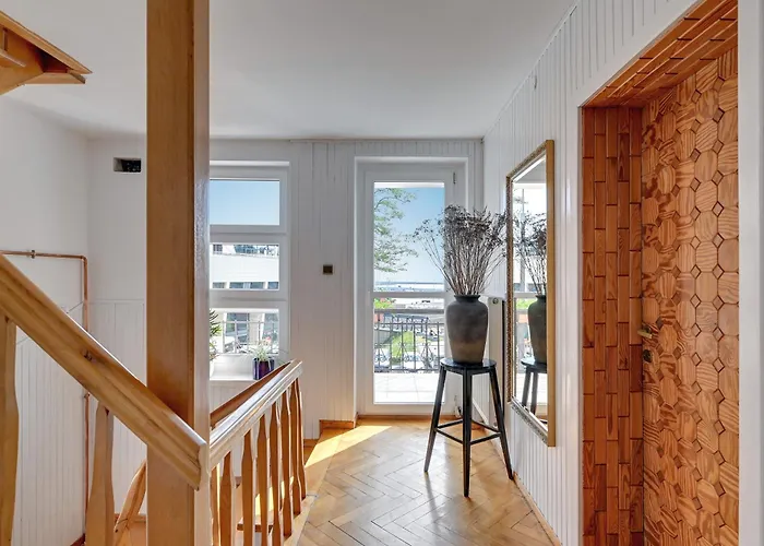 Nadmorski Z Tarasem Nad Bulwarem * Гдиня