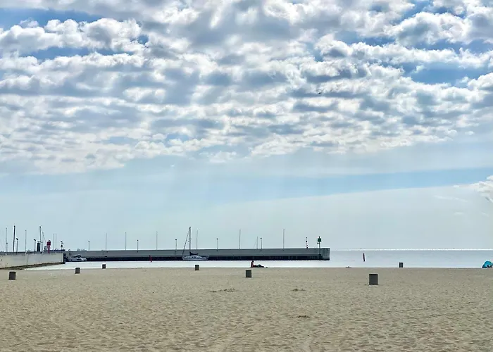 Nadmorski Z Tarasem Nad Bulwarem * Гдиня